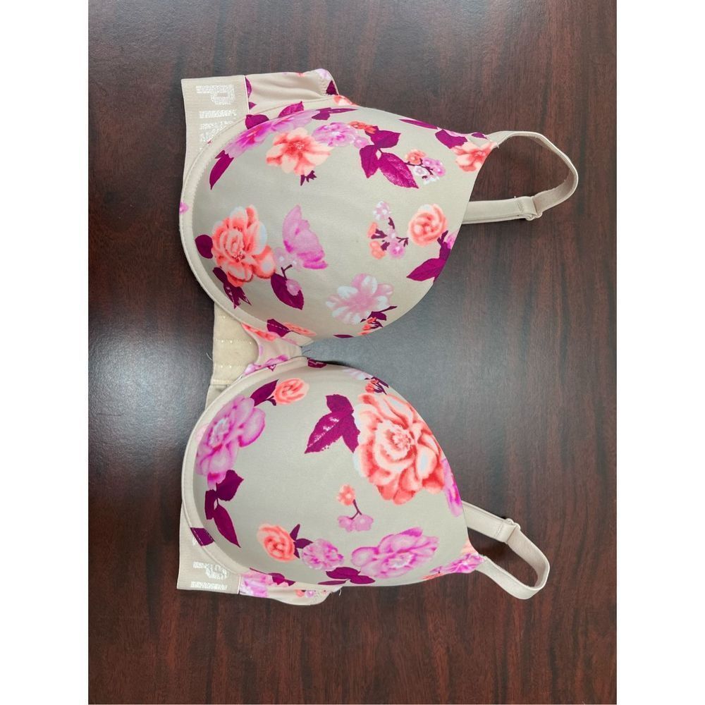 PINK Victoria’s Secret Wear Everywhere Push Up Floral Bra Size 34DD